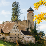 St. Jakob Park in Basel - Blick auf Burg Birseck Runde von Zwingen.