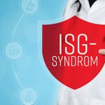Arzt hält Bild in der Hand mit einem Schild ISG-Syndrom
