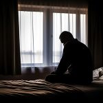 Mann mit Fatique-Syndrom