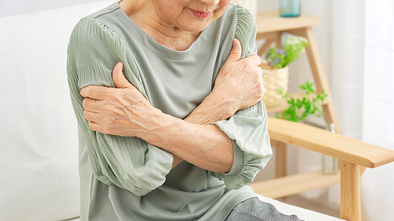 Übermässiges Frieren: Wann Sie zum Arzt sollten